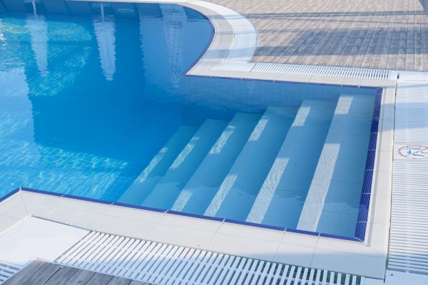 Swimming Pool Steps Repair - Swimming Pool Steps Repair Cypress, Texas
